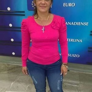 Meet your Posher, Damaris